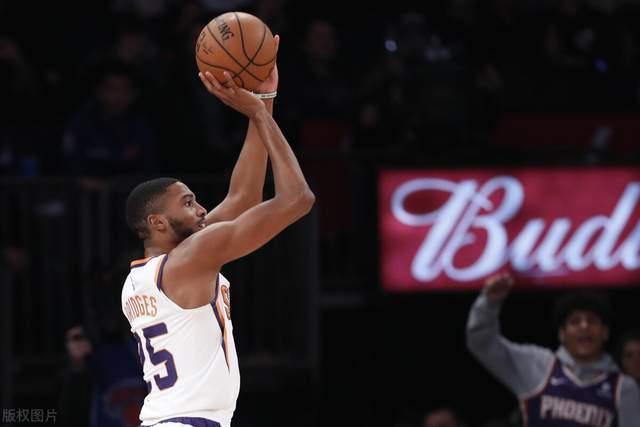 NBA-字母哥争议压哨绝杀凯尔特人，终结对手五连胜登顶东部引热议